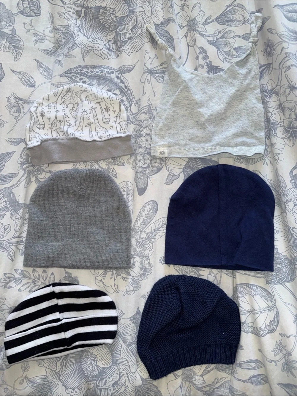 6-9m BUNDLE BAG HATS